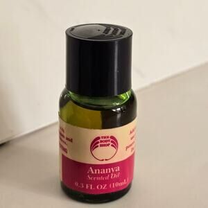 The Body Shop Ananya Scented Oil 10 ml 0.3 oz New Old Stock 1995